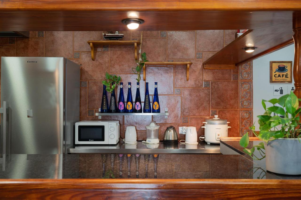 Double or Twin Room Private Bathroom